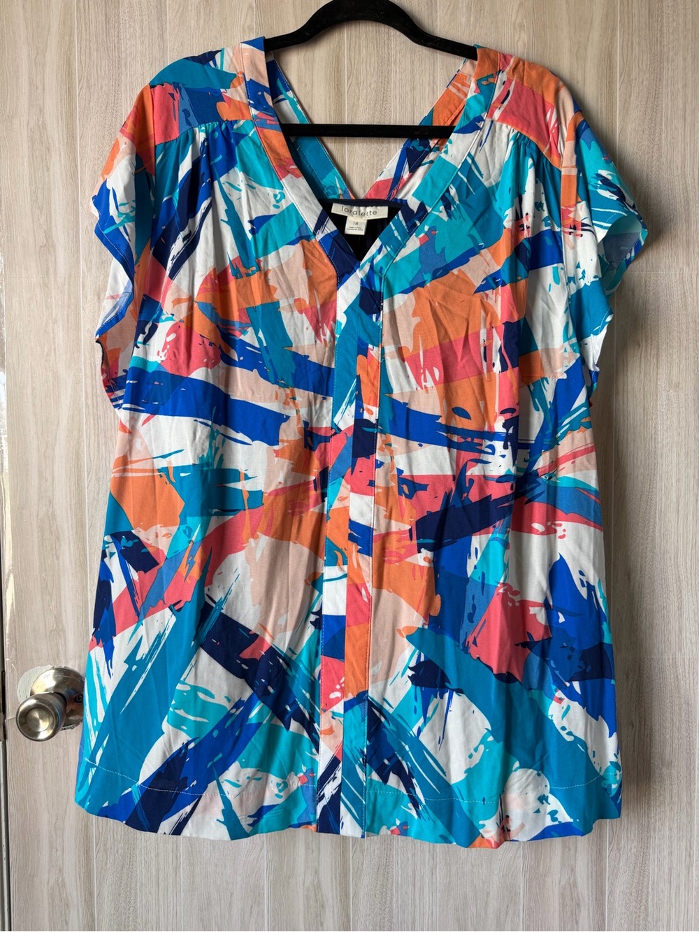 loralette Multicolor Abstract Brushstroke V‑Neck Blouse